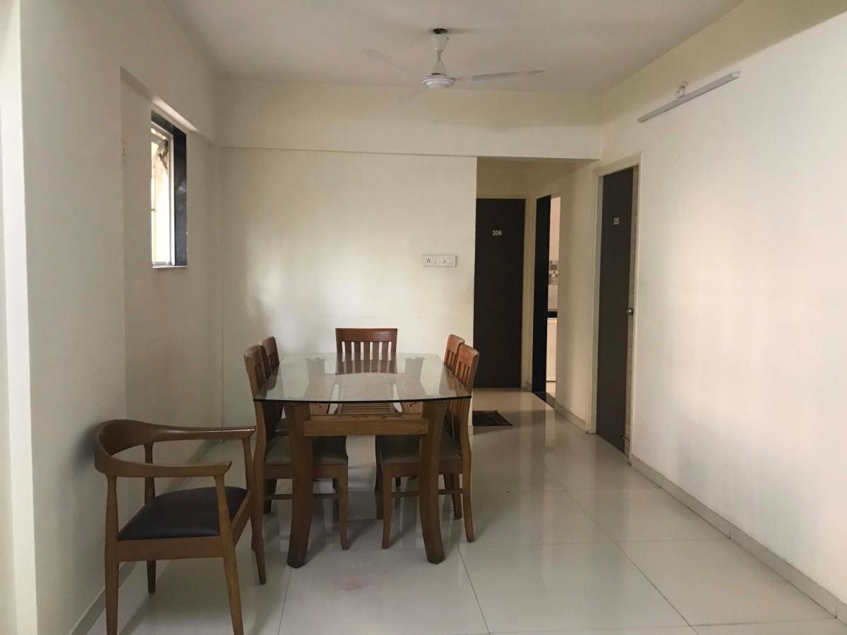 Hotel Powai Comfort Мумбаї Екстер'єр фото
