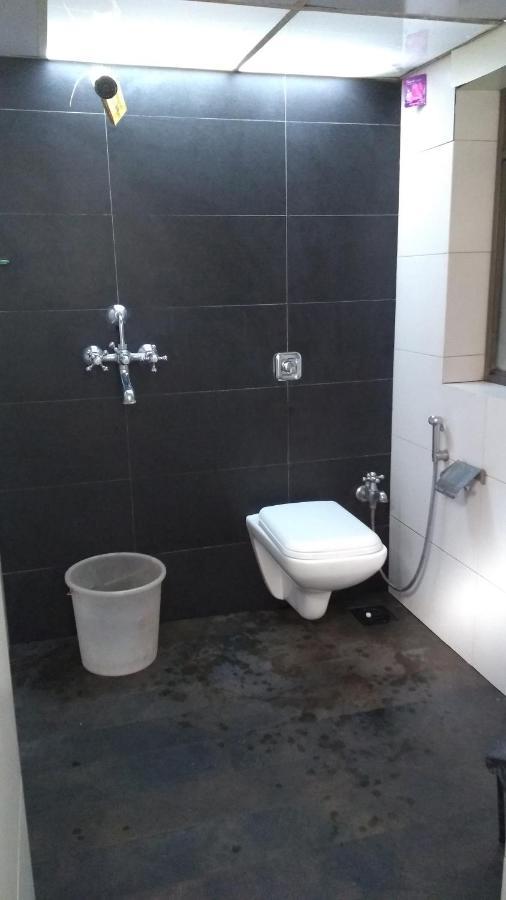 Hotel Powai Comfort Мумбаї Екстер'єр фото